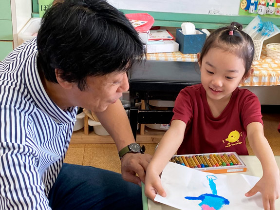 育英幼稚園の特色ある教育　アート